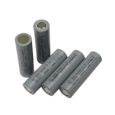 Pin HLY Li Ion có thể sạc lại Pin Lithium 18650 2600 Mah 500 lần